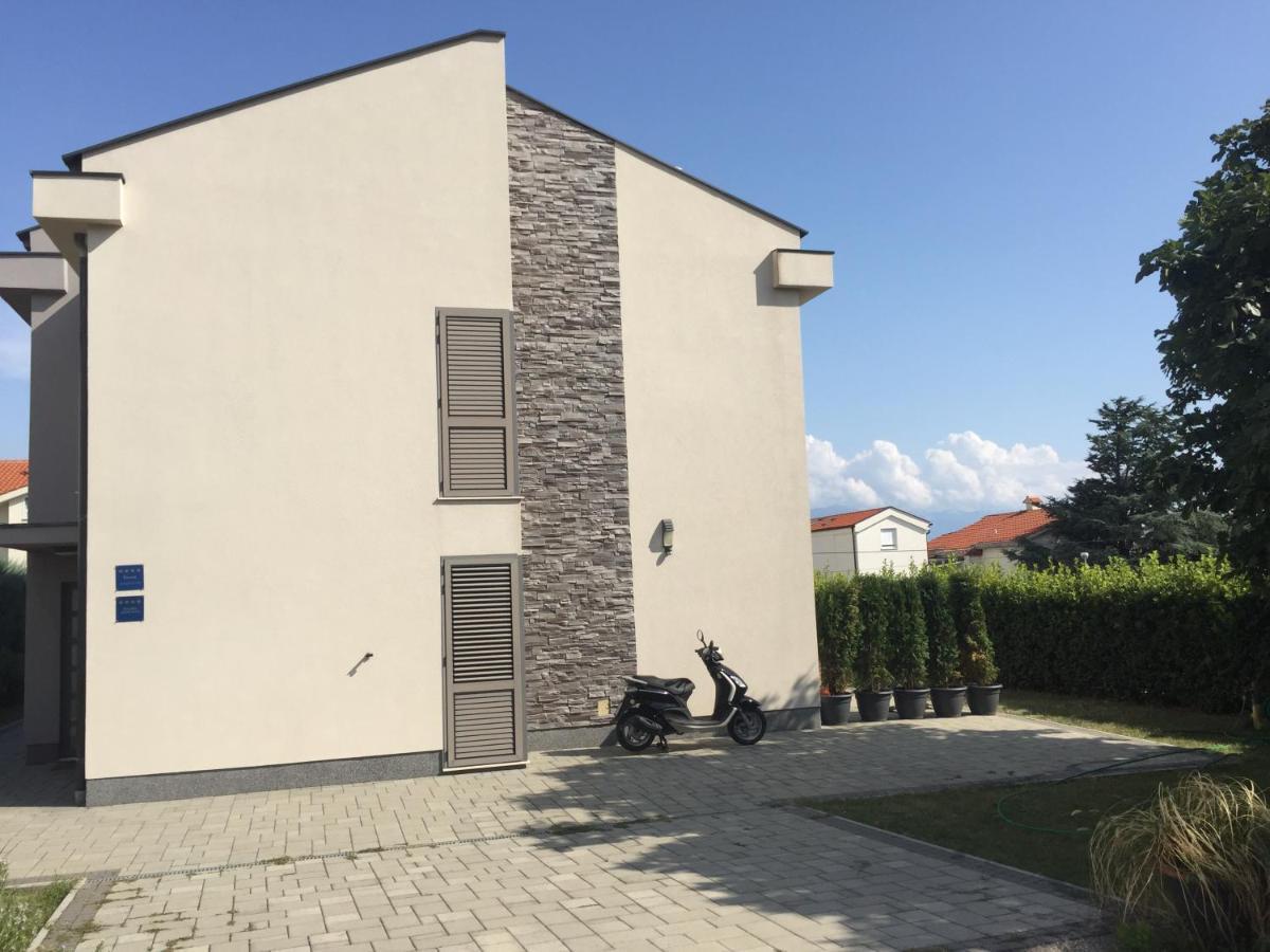 Apartments Santis10 Башка Экстерьер фото